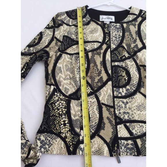 Joseph Ribkoff Cream and Black Blazer Elegant Suit Jacket - Picture 6 of 8